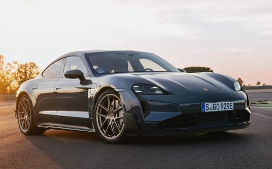 Porsche Taycan w topowej wersji Turbo GT