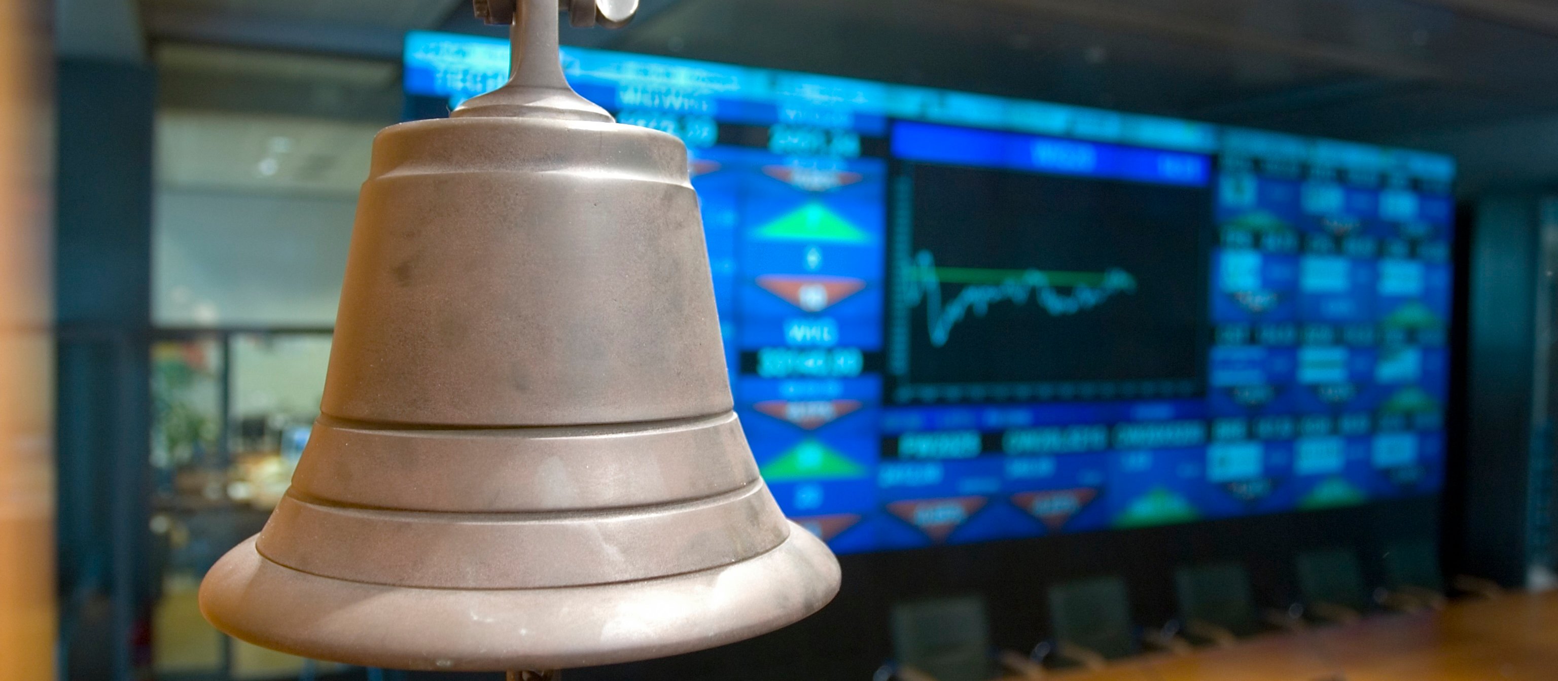 Środa na rynku: RPP tnie, Smyk idzie na GPW, Komputronik szaleje