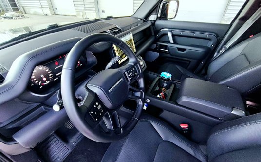 Materiały we wnętrzu są dopasowane tak żeby szybko nie uległy zużyciu