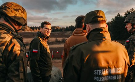 Premier Mateusz Morawiecki na granicy z Białorusią