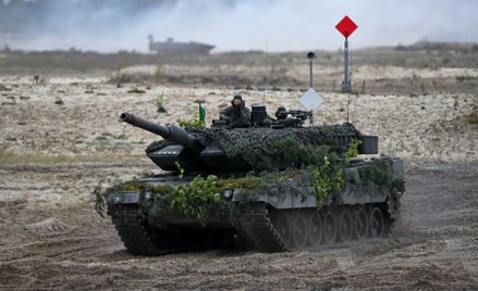 Czołg Leopard na poligonie w Nowej Dębie