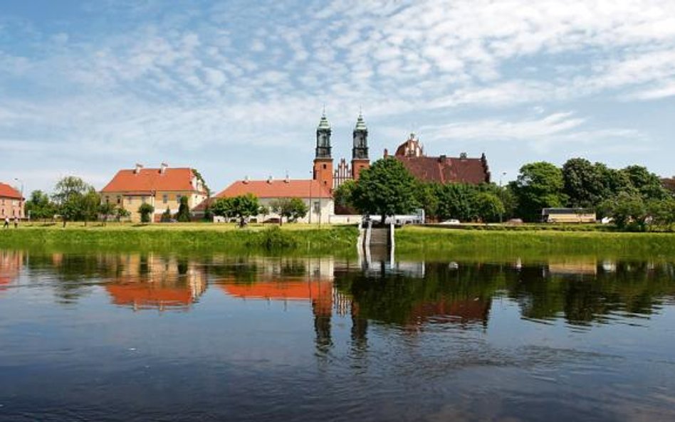 Poznański Ostrów Tumski: pod fundamentami gotyckiego kościoła znajduje się pałac z czasów Mieszka I,