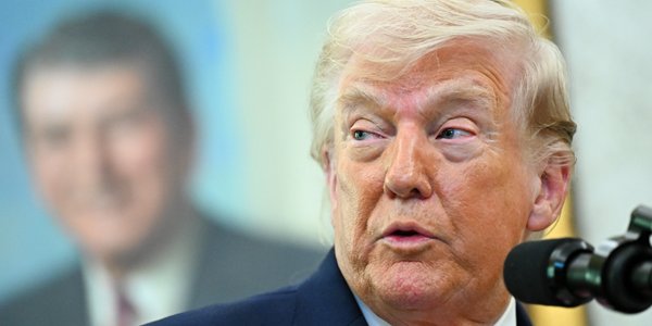 Czy Trump chce na Ukrainie powetować sobie wojnę z Iranem? Putin czeka