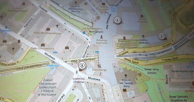 Dotychczas na mapie na Placu Zamkowym widoczne są dwa urządzenia. Jedno pod adresem Plac Zamkowy 4 –