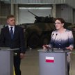 Premier Ewa Kopacz i premier Słowacji Robert Fico podczas podpisania listu intencyjnego o zakupie pr