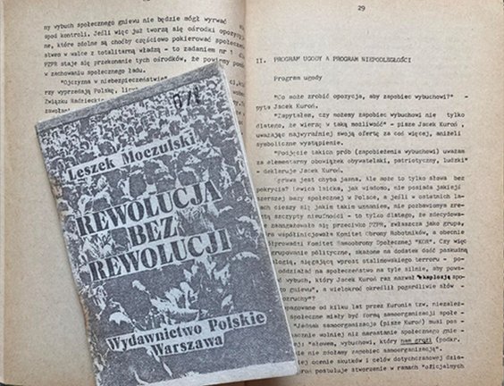 Wydania „Rewolucji bez rewolucji” w II obiegu