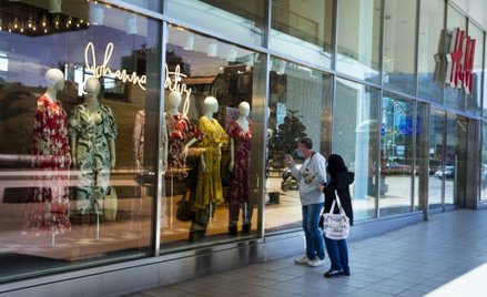 Sklepy straciły miliardy