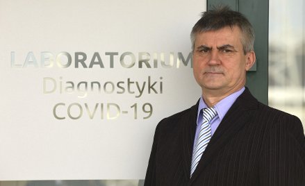 Prof. Andrzej Pławski: Brytyjski wariant koronawirusa cechuje podwyższona śmiertelność i nasilone ob