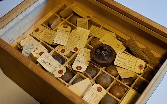 Tłoki pieczętne Kościoła Ewangelicko-Reformowanego, Gabinet Rękopisów Biblioteki Uniwersyteckiej w W