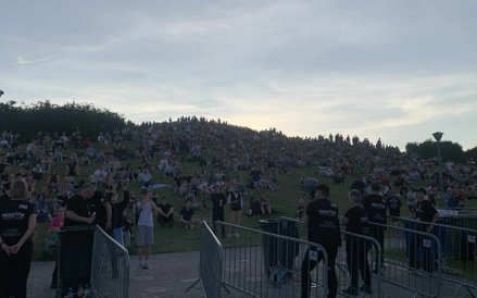 Bezpieczeństwa przy wejściu na teren imprezy pilnowały służby porządkowe