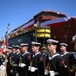 Okręt ORP Jerzy Rożycki przygotowany do wodowania na terenie stoczni Remontowa Shipbuilding S.A. w G