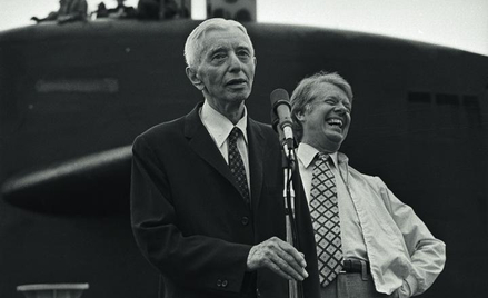 Hyman Rickover i prezydent Jimmy Carter na pokładzie „Nautillusa”