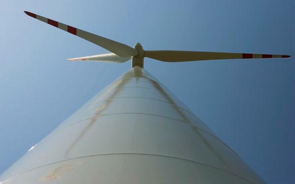 Elkop Energy chce przez spółkę Hibertus (ma 100 proc. akcji) kupić sześć wiatraków o mocy 100kW każd