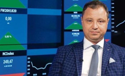 Dawid Cycoń, prezes ML Systemu mówi, że koniunktura na rynku fotowoltaiki pozostaje sprzyjająca.