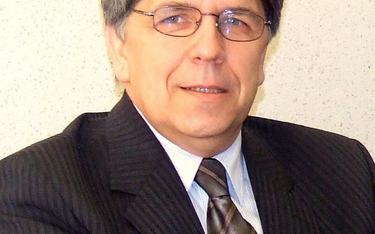 Dr Ryszard Paweł Krawczyk jest prezesem Regionalnej Izby Obrachunkowej w Łodzi.