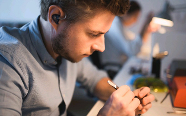 Custom Art, startup Piotra Granickiego, opracowuje tzw. customowe słuchawki dla profesjonalistów