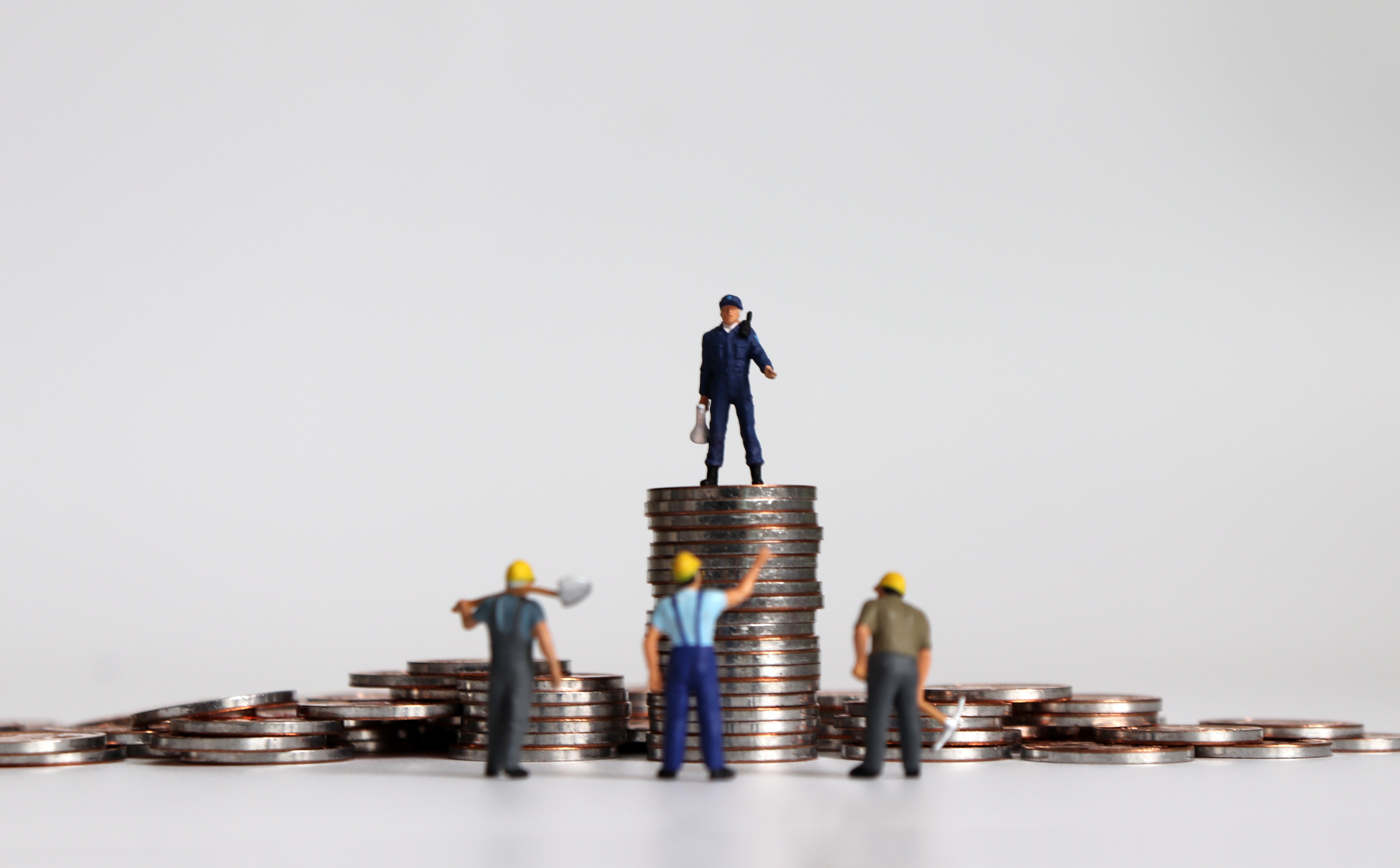 Przy likwidacji luki płacowej potrzebna kooperacja związków i pracodawców