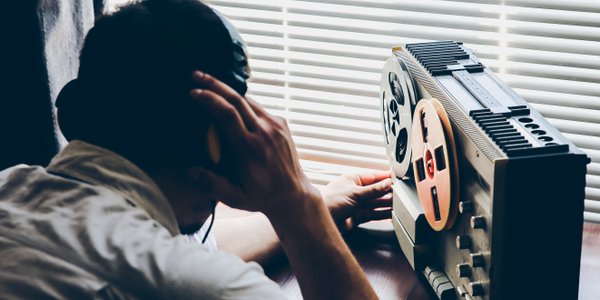 Podsłuchem w biznes. UOKiK może wykorzystywać nielegalnie zdobyte dowody