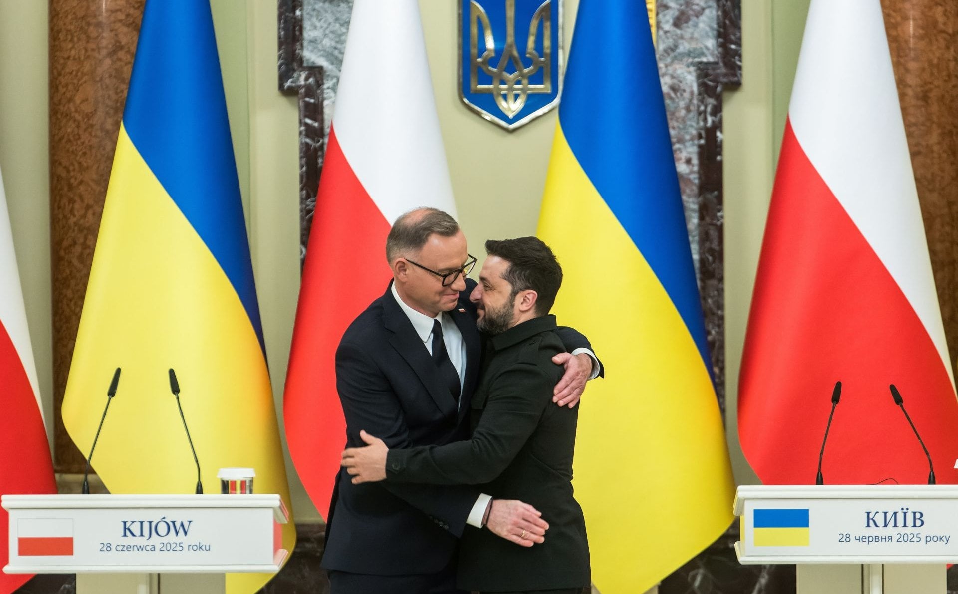 Order Orła Białego dla Zełenskiego. Andrzej Duda przerywa milczenie