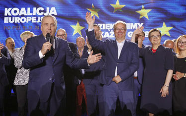 Politycy Koalicji Europejskiej podczas wieczoru wyborczego po wyborach do europarlamentu
