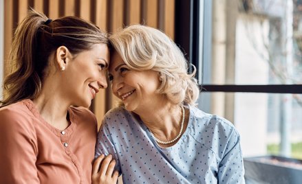 Relacja pomiędzy matką a córką jest szczególna, ponieważ zarówno dla matki, jak i dla córki jest to 