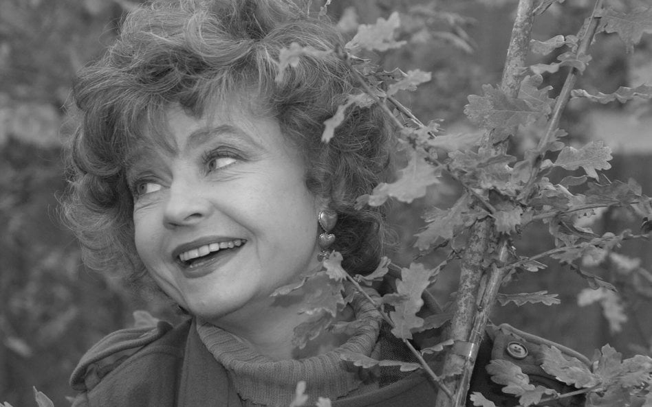 Prunella Scales