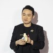 Justin Sun, przedsiębiorca z branży kryptowalut z Hongkongu, zjadł zakupione przez siebie kontrowers