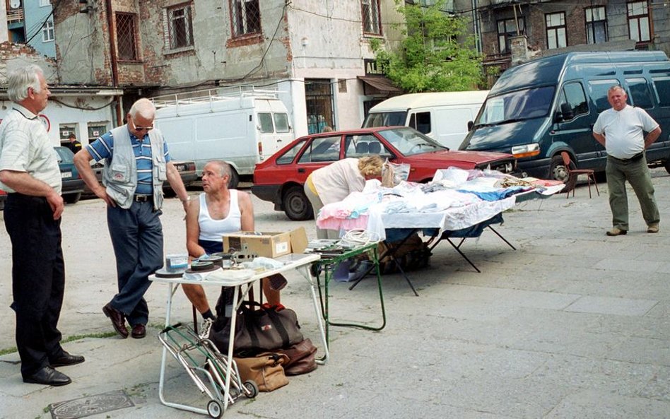 Handel na terenie dawnego, słynnego bazaru dziś dogorywa.