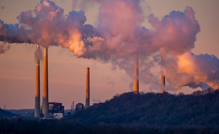 Raport UNEP wskazuje, że globalne inwestycje uderzające w dobrostan planety opiewają na gigantyczne 