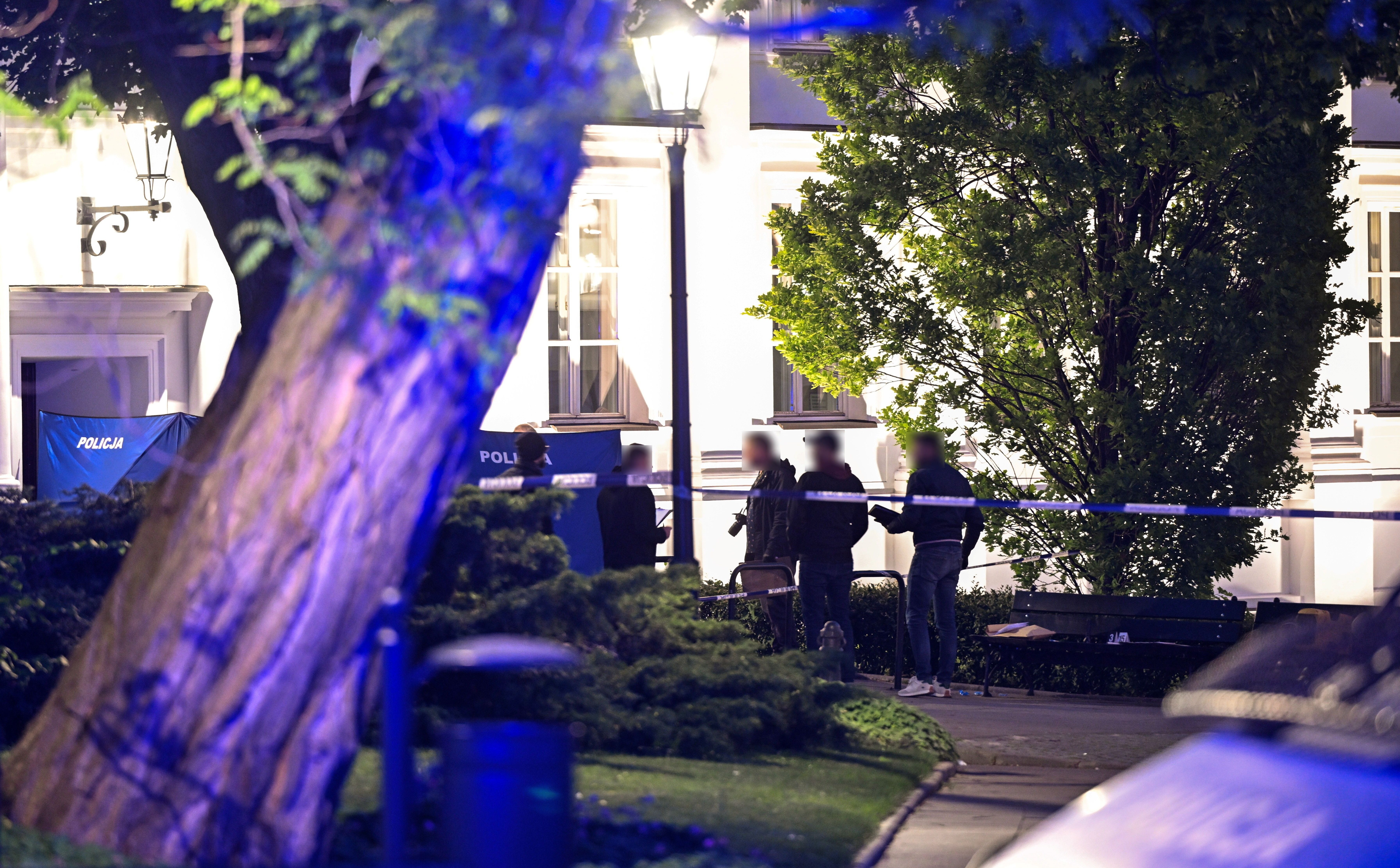 Zbrodnia na Uniwersytecie Warszawskim. Kandydaci na prezydenta składają kondolencje