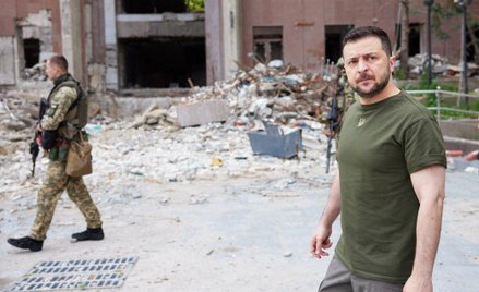 Wołodymyr Zełenski w czasie wizyty na froncie