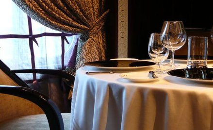 Firmowy obiad w knajpie można zaliczy do kosztów podatkowych bez strachu przed urzędem skarbowym