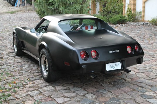 W tej czarnej „skórze” ma coś z demo- na i taką wła- śnie zyskał ksywkę.