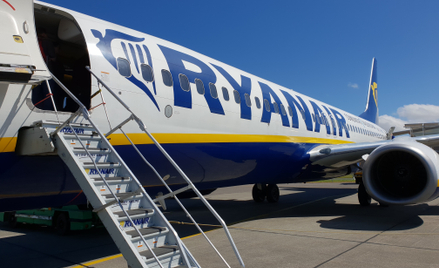 Ryanair nie odpuszcza awanturom w samolotach. Domaga się interwencji Brukseli