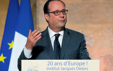 Prezydent Francji Francois Hollande przekłada wizytę w Polsce
