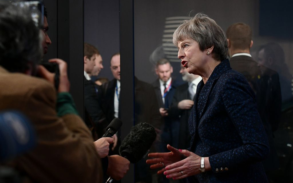May pisze do Brytyjczyków: Poprzyjcie mój brexit