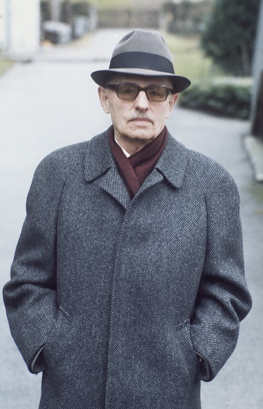 Reinhard Gehlen (1902–1979) – generał major Wehrmachtu, twórca i pierwszy kierownik zachodnio-niemie