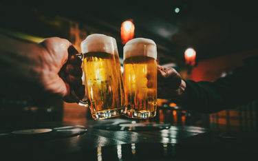 Sprzedaż piwa w Polsce spada. Tracą też pozostałe produkty alkoholowe