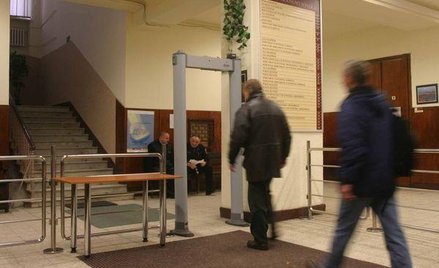 Procesując się przed sądem pracy też musisz wnieść opłatę