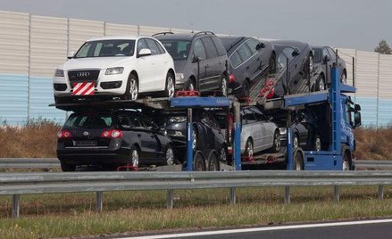 Rośnie import używanych samochodów