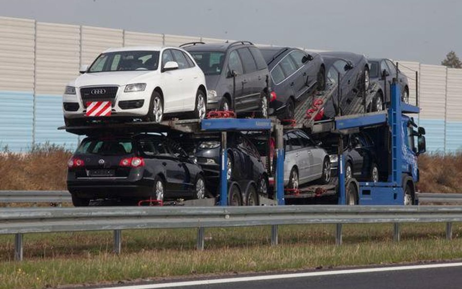 Rośnie import używanych samochodów