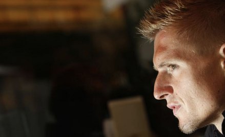 Artur Wichniarek: Nie chcę futbolu, szukam wyzwań