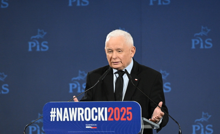 Prezes Prawa i Sprawiedliwości Jarosław Kaczyński podczas spotkania z wyborcami w Domu Kultury w Gry