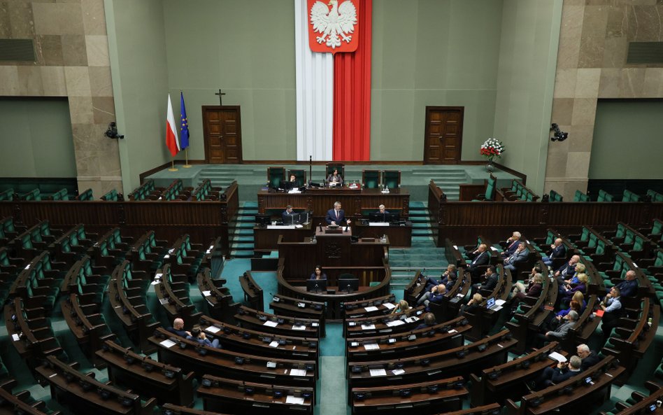 Sondaż. Koalicja Obywatelska się umacnia. Duży spadek Polskiego Stronnictwa Ludowego