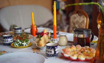 Wielkanoc 2026: Polacy ostrożni w wydatkach. Sklepy kuszą promocjami