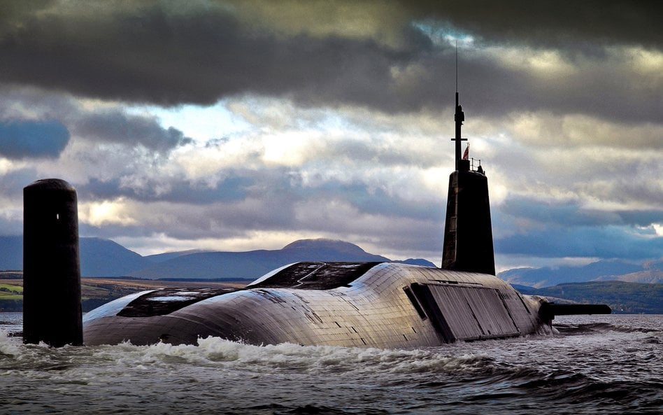 HMS Vengeance, brytyjski strategiczny okręt podwodny o napędzie atomowym, należący do typu Vanguard.