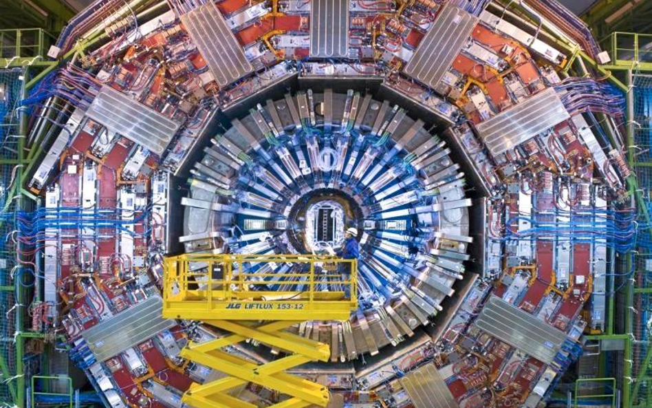 LHC to najbardziej skomplikowana maszyna zbudowana przez człowieka.