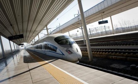 Decyzja o budowie szybkiej kolei w 2012 roku