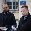 Posłowie Prawa i Sprawiedliwości Krzysztof Szczucki i Mariusz Błaszczak podczas konferencji prasowej