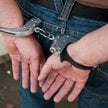 Łowcy pedofilów złowili policjanta. Co dalej?